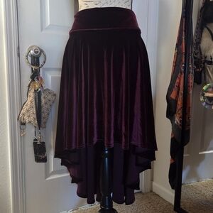 Hi low velvet skirt - burgundy